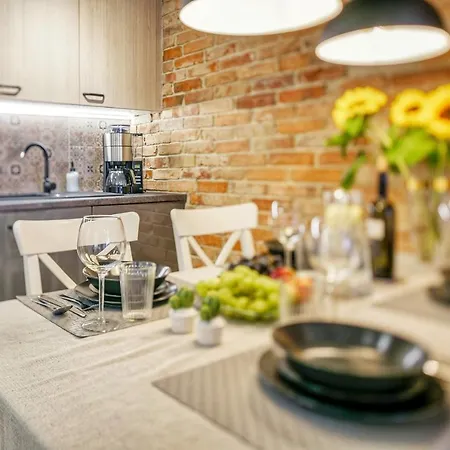Naku Apartament דירה