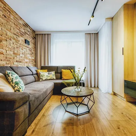 Naku Apartament * קולובז'ג
