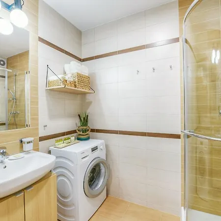 Naku Apartament דירה *